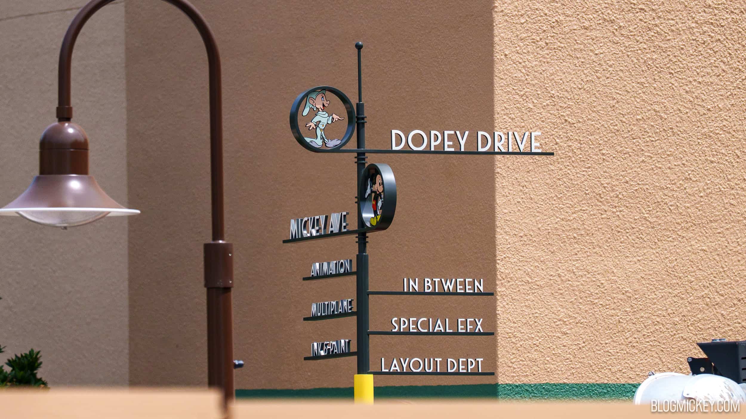激レア】Walt Disney Studios Street Sign