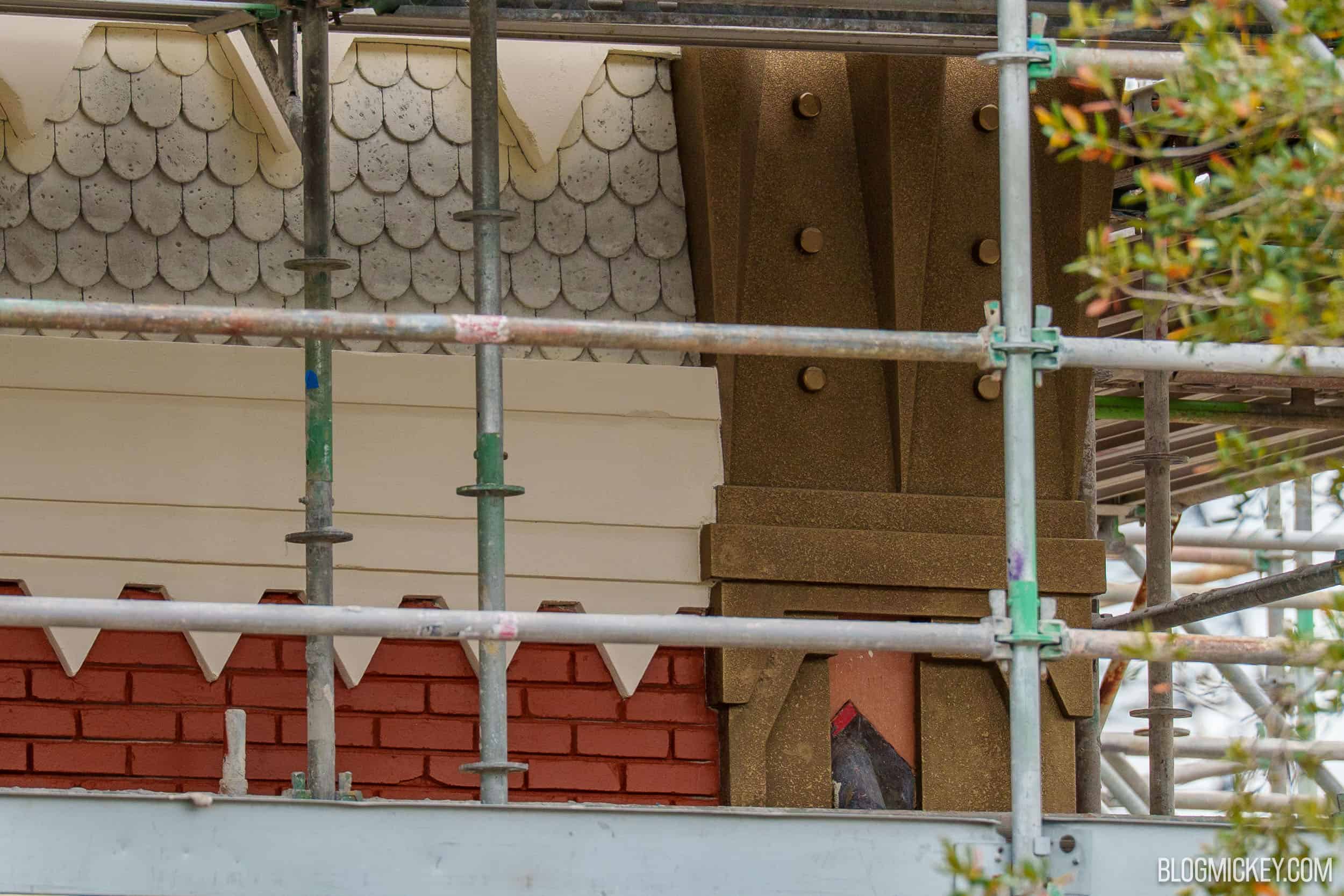 Monstropolis in den Hollywood Studios bekommt Farbe, Backstein und Grün