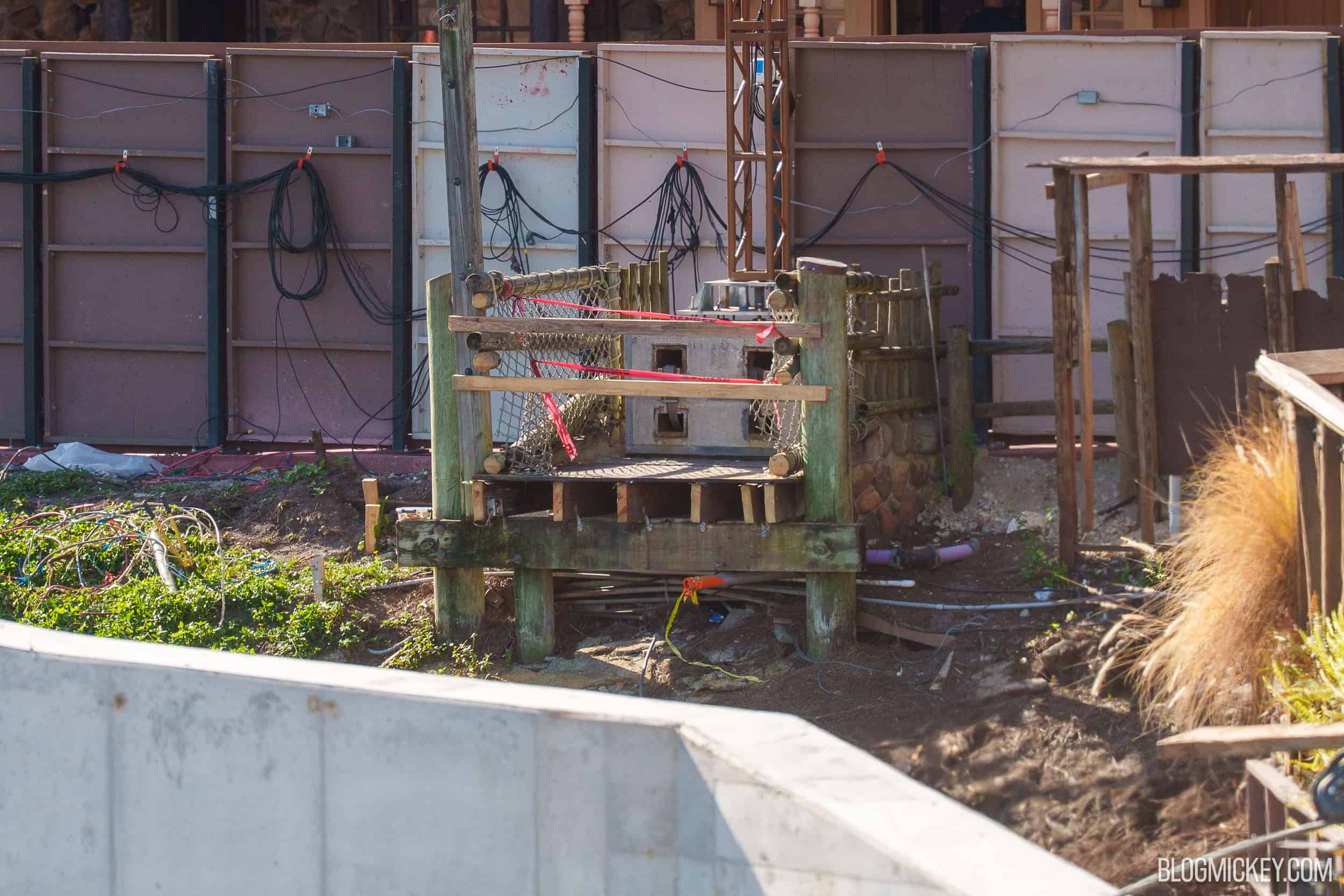 Holzsteg in Frontierland im Magic Kingdom abgerissen, Neubau an einem Bachlauf geplant