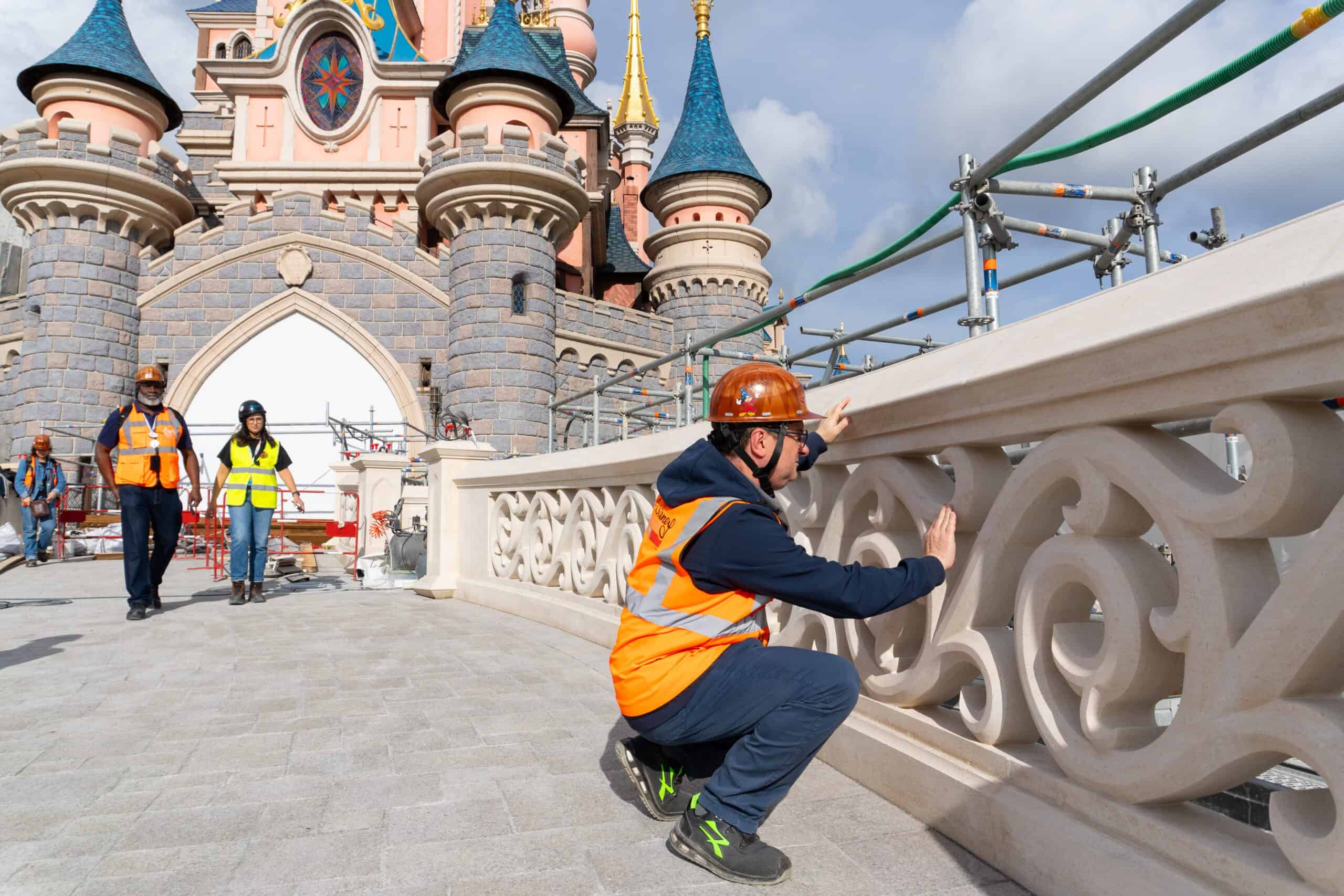 Disneyland Paris: Dornröschenschloss wird 35 und hat eine erneuerte Brücke