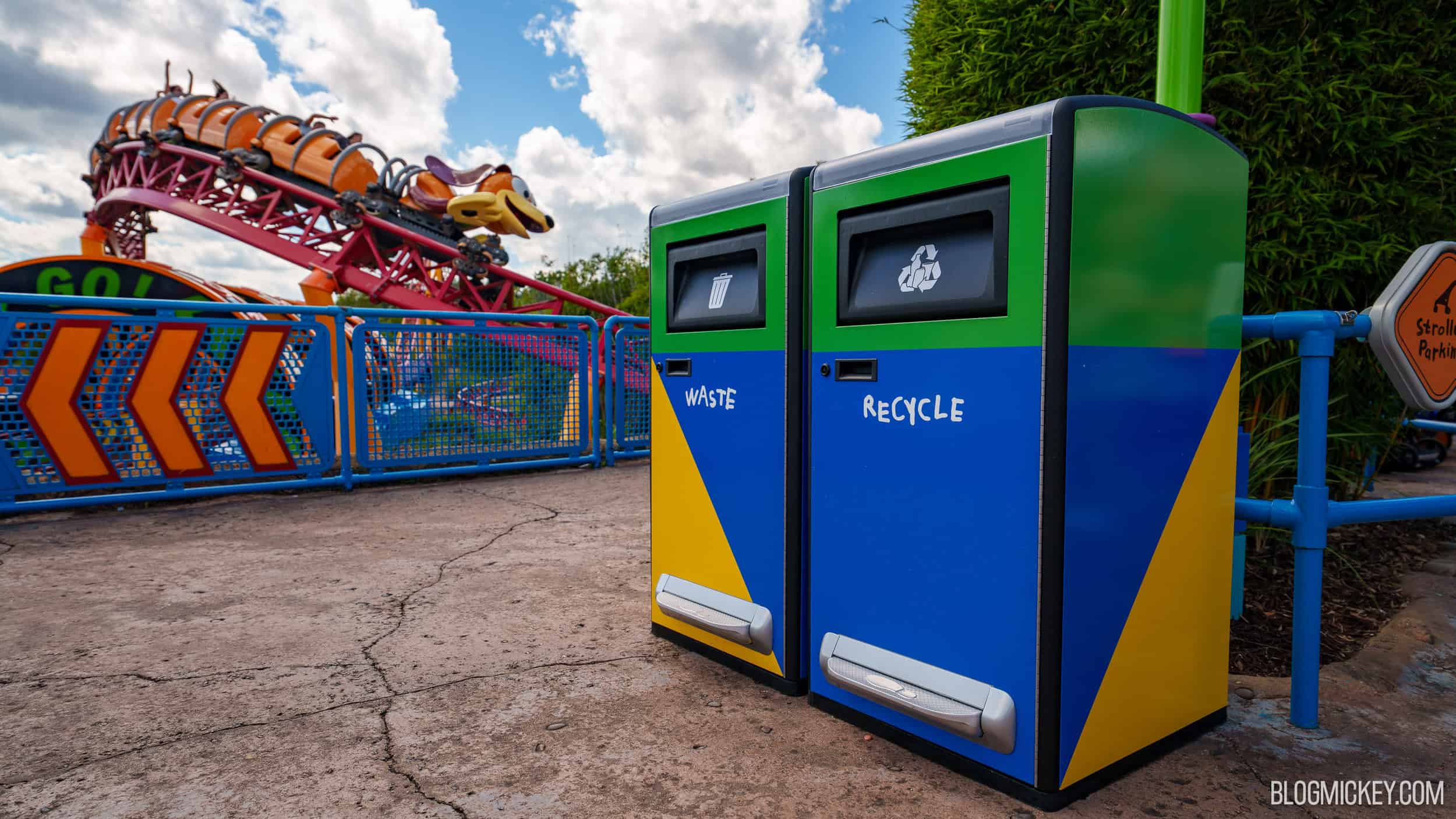 Neue Solar-Mülleimer im Toy Story Land