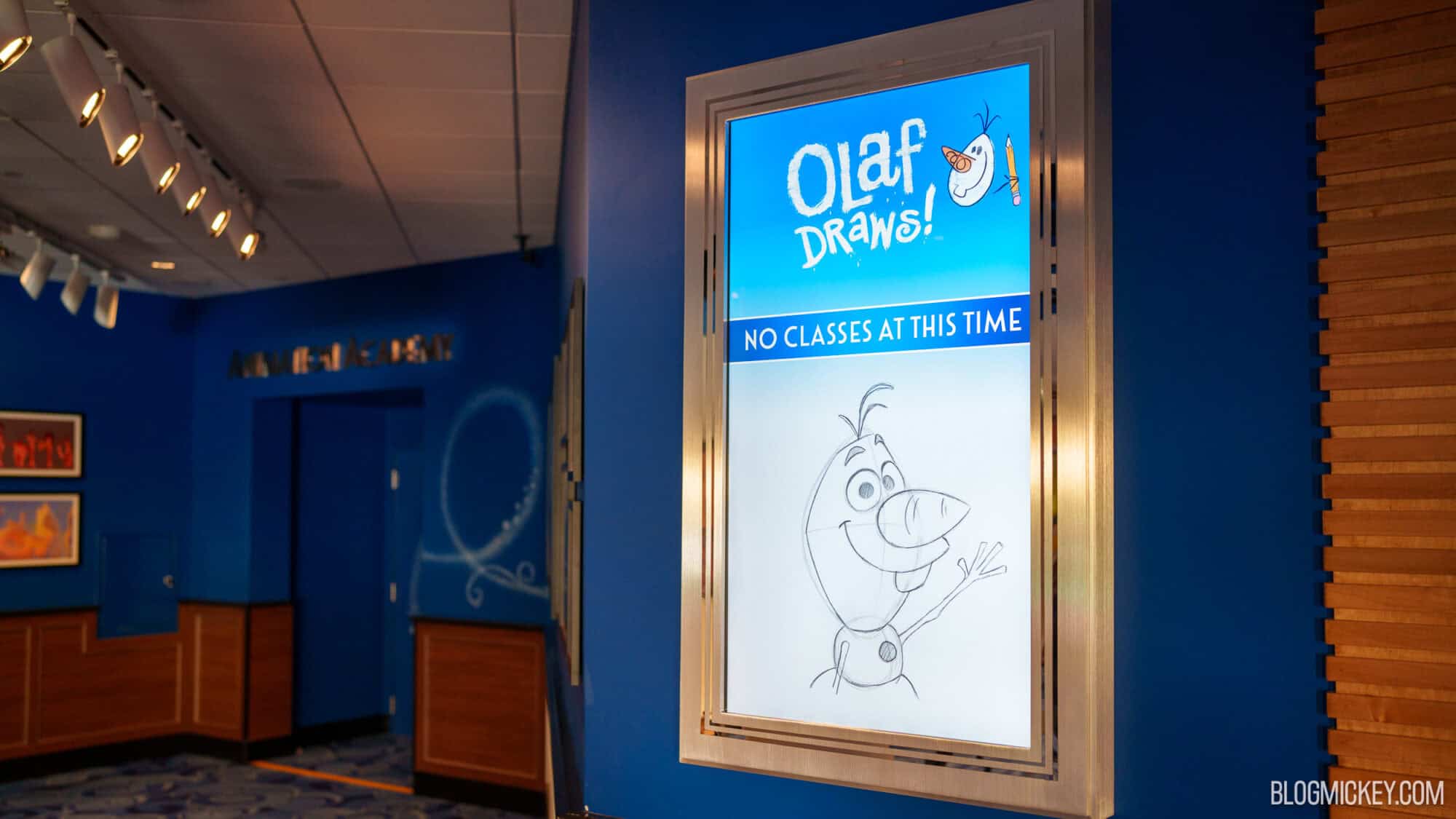 Struggles Continue for Olaf Draws at Hollywood Studios